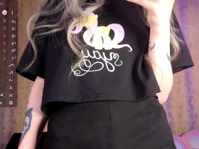 Capturas de pantalla de transmisión CrunchyBun