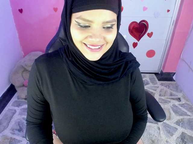 Capturas de pantalla de transmisión AzaharaMahmud