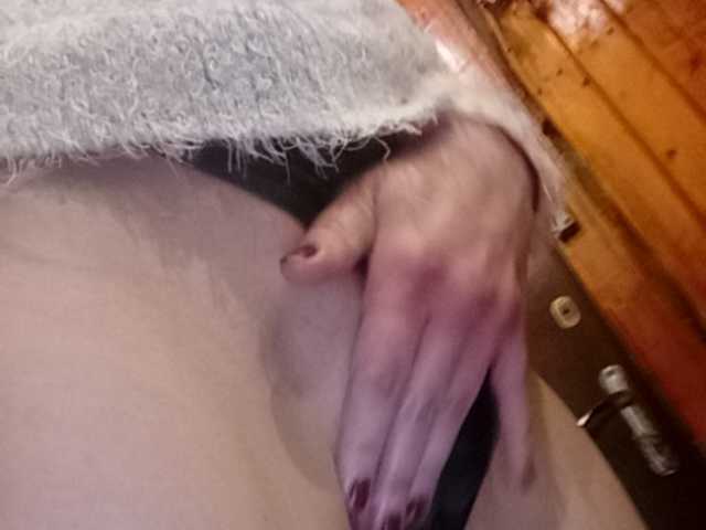 Capturas de pantalla de transmisión b1ToorBoPussy