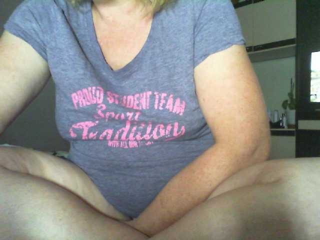 Capturas de pantalla de transmisión BabyBBB