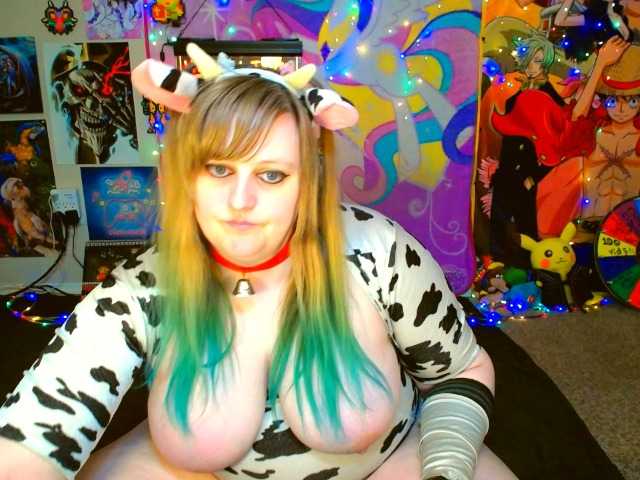 Fotos BabyZelda Moo Cow! ^_^ HighTip=Hang Out with me! *** 100 = 30 Vids & Tip Request! 10 = Friend Add! 300 = View Your Cam! Cheap Videos in Profile!!! ***
