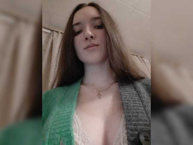 Capturas de pantalla de transmisión Naughty__Girl