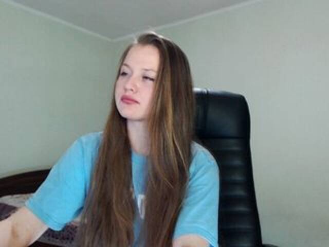 Capturas de pantalla de transmisión _YoungGirl_