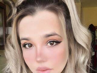 Chat de video erótico Bellllkaaaa