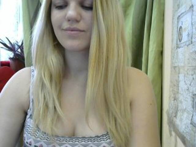 Capturas de pantalla de transmisión BellyBella