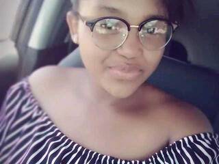 Chat de video erótico BigAssnyash27