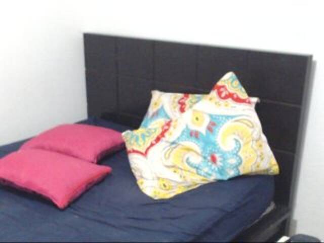 Capturas de pantalla de transmisión bigtitsexxx