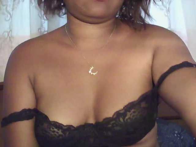 Fotos blackChatte come join me guys. lets play together, i will give a all you want. but dont forget to give me some tips.