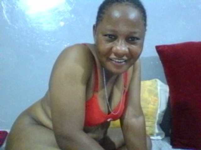 Capturas de pantalla de transmisión Blackcutegal