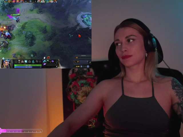 Capturas de pantalla de transmisión DigitalAlexa