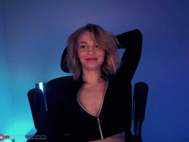 Capturas de pantalla de transmisión DigitalAlexa