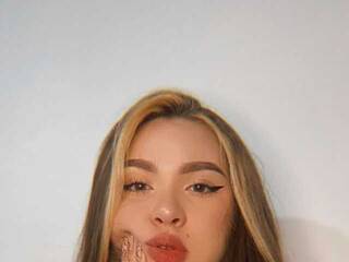 Chat de video erótico Blondie-Kiutt