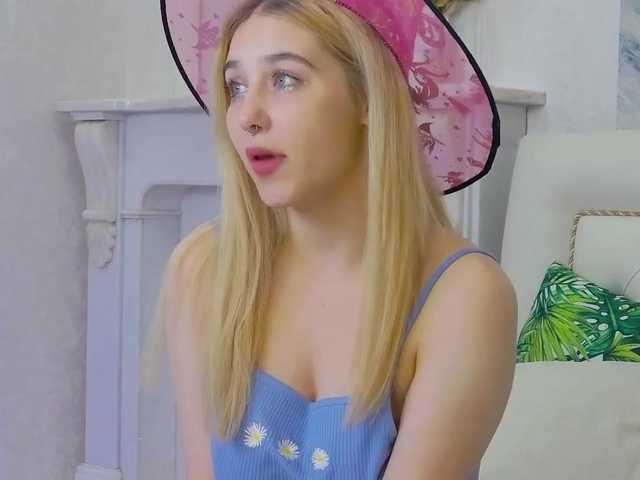 Capturas de pantalla de transmisión BondGirla