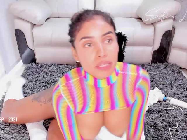 Capturas de pantalla de transmisión sofialeon