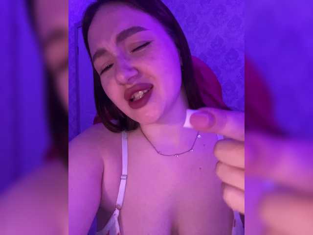 Capturas de pantalla de transmisión BoredGirl