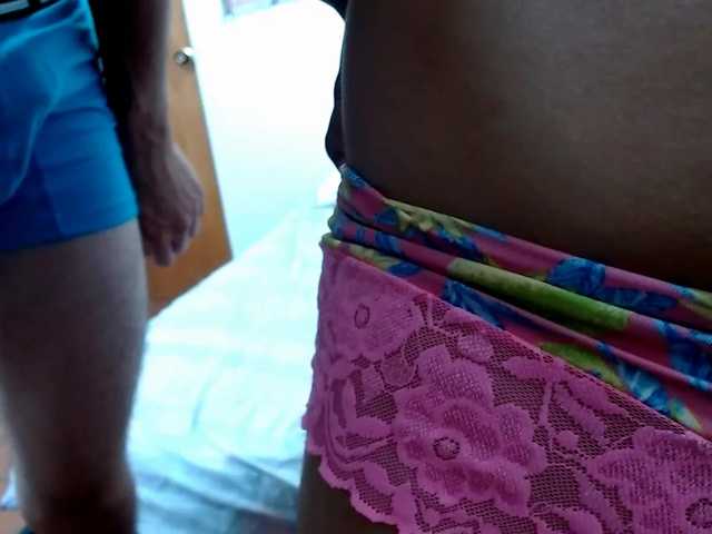 Capturas de pantalla de transmisión brithot