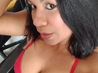 Chat de video erótico Brun3tt3