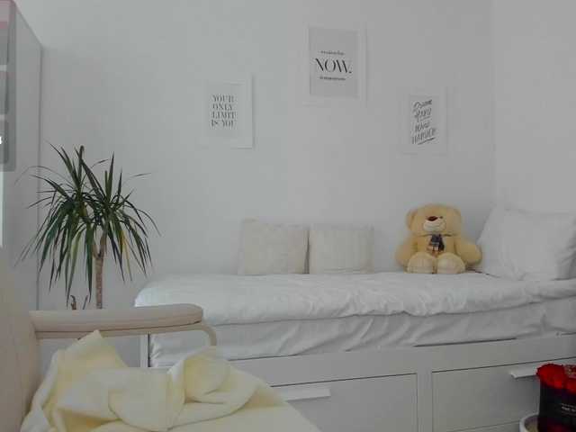 Capturas de pantalla de transmisión Bubbledoll