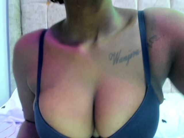 Capturas de pantalla de transmisión Bunnyy0011