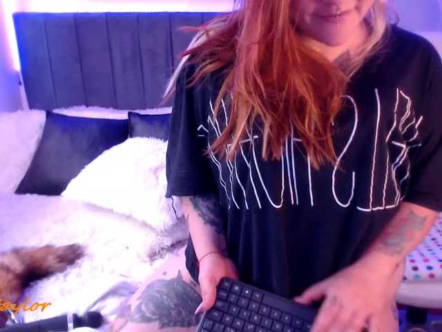 Fotos camyttaylor SPANKATON 3 TK =1 SLAP ASS **GOAL SHOW DP 5000 ♥♥ ♥♥ LET'S PLAY ♥♥ WIN MY SNAP #bbw #bigass #bigtits #feet #deepthroat ♥♥♥♥♥ left to goal 4887