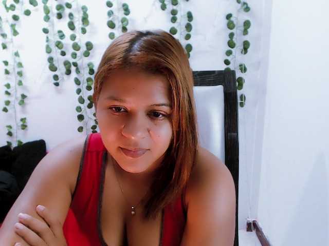 Capturas de pantalla de transmisión Morena_Linda
