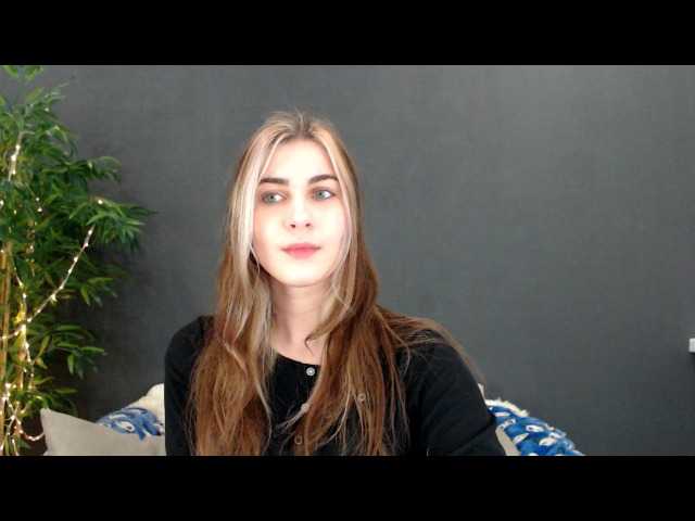 Capturas de pantalla de transmisión CandyRose