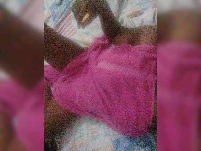 Capturas de pantalla de transmisión Canela08