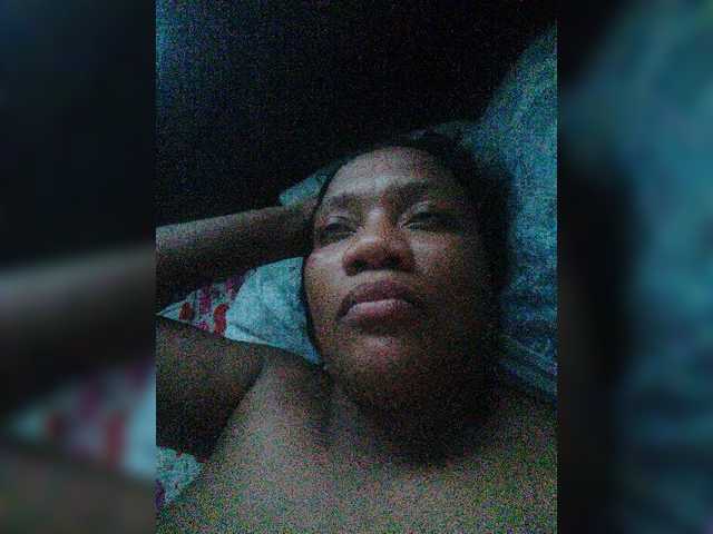 Capturas de pantalla de transmisión Canela08