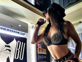 Chat de video erótico Carin-France