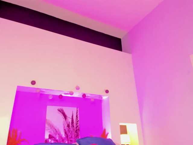Capturas de pantalla de transmisión CarlaPrada