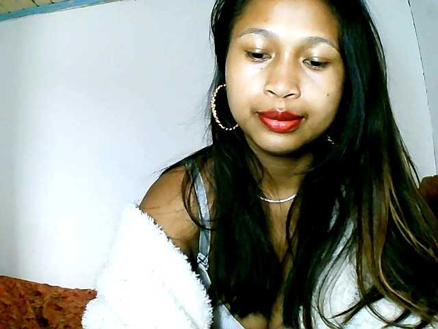 Capturas de pantalla de transmisión Cassyah