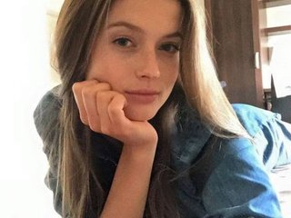 Chat de video erótico CHANEL77777