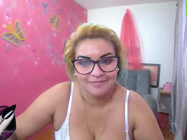 Capturas de pantalla de transmisión ChannelMoans