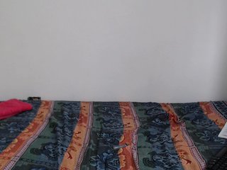 Capturas de pantalla de transmisión charlizelatin