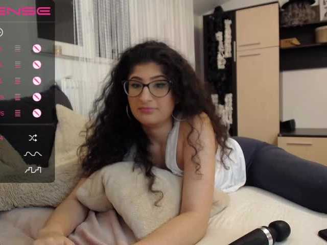 Capturas de pantalla de transmisión CharmingElla