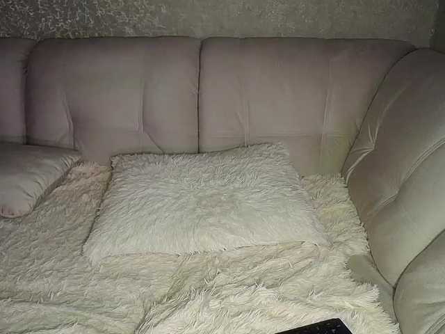 Capturas de pantalla de transmisión CherryLi