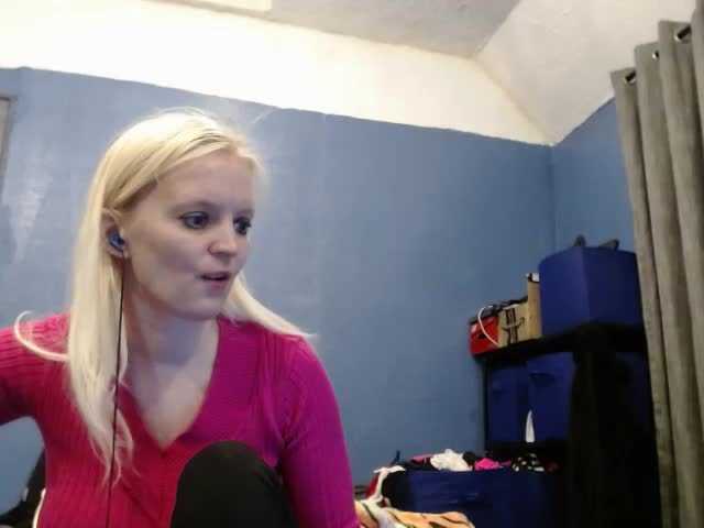 Capturas de pantalla de transmisión chillyhicks