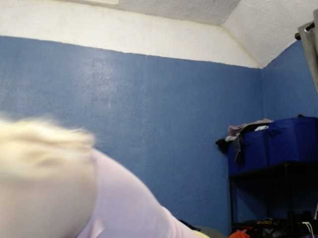 Capturas de pantalla de transmisión chillyhicks