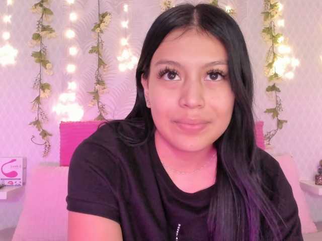 Capturas de pantalla de transmisión ChloeLoyd