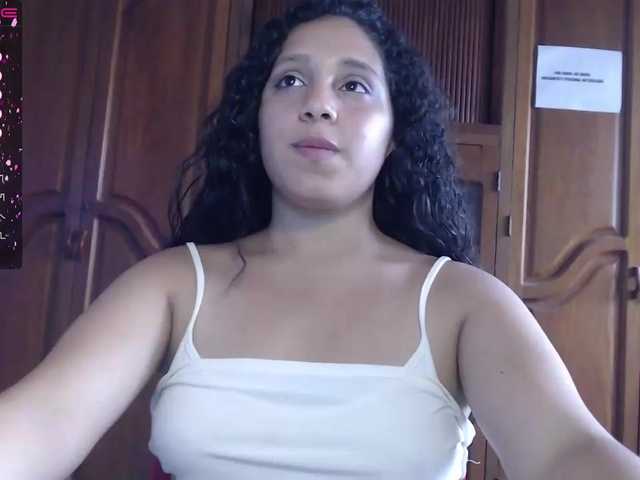 Capturas de pantalla de transmisión ClaireWilliams
