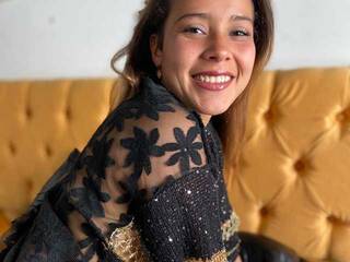 Chat de video erótico Cloe-Flower