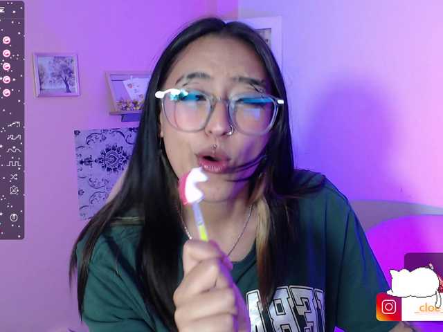 Capturas de pantalla de transmisión cloe-tay1