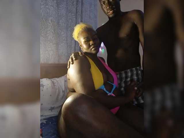 Capturas de pantalla de transmisión Coitoncouples