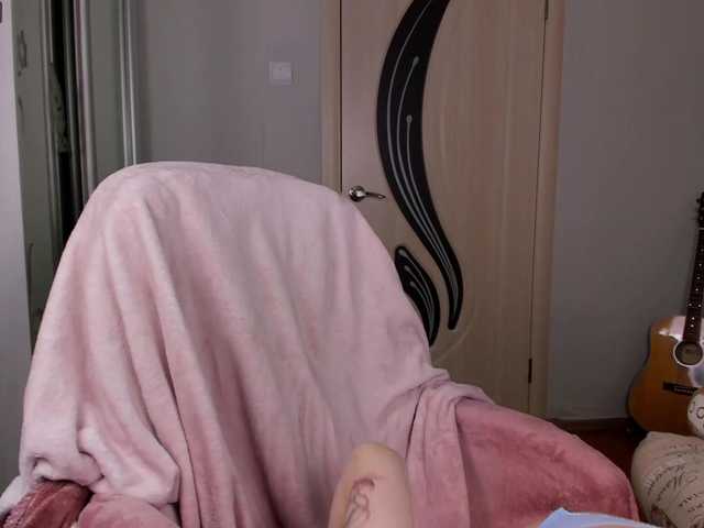 Capturas de pantalla de transmisión PaulinePuff