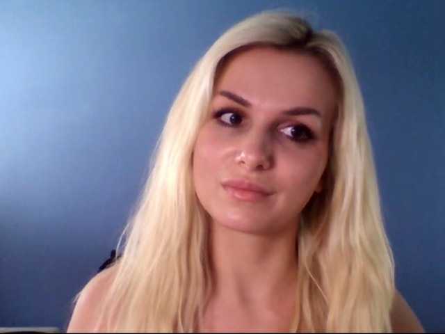 Capturas de pantalla de transmisión Cornelia22hot