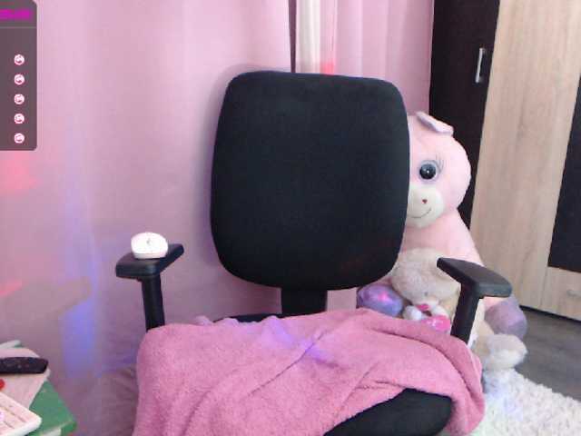 Capturas de pantalla de transmisión MedeeaPink11