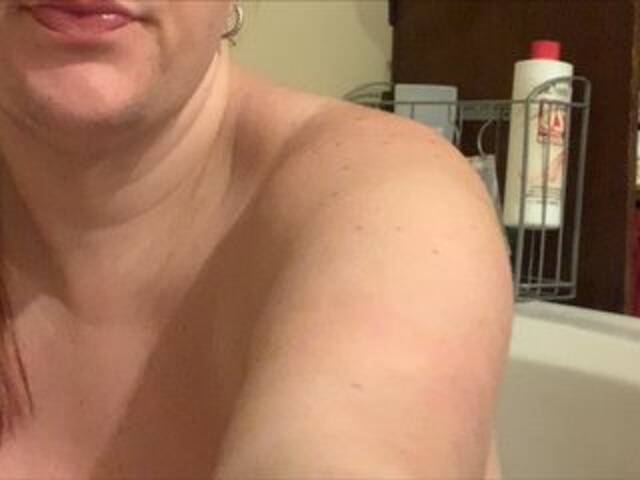 Capturas de pantalla de transmisión CrvyCntryScrt