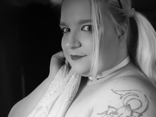 Chat de video erótico Curvy-Lucy