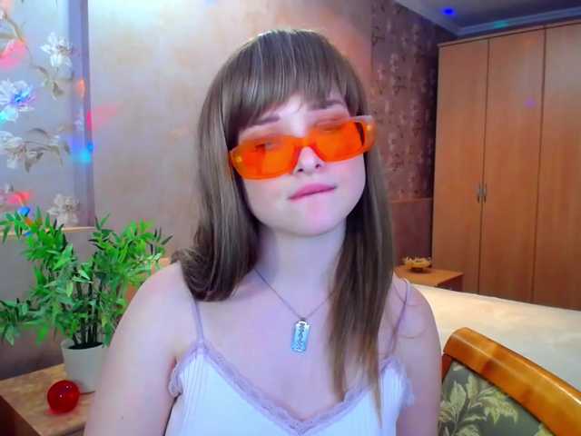 Capturas de pantalla de transmisión CuteElfe