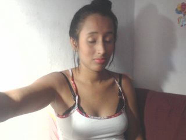 Capturas de pantalla de transmisión danahot1